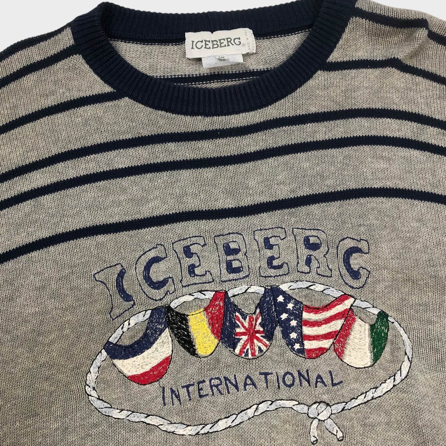 90S Iceberg Roundneck (L-XL)